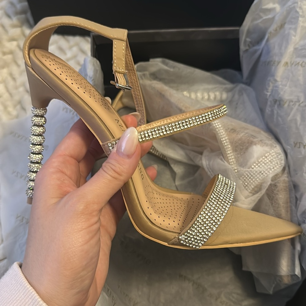 AZALEA WANG Galaxy Crystal Heeled Stiletto Tan Sandal NIB - Picture 5 of 10